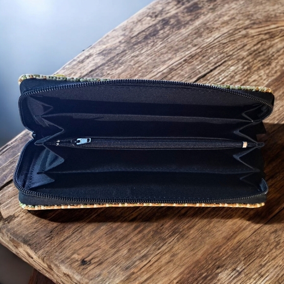 Handwoven Rattan Wallets - Picture 4 of 4